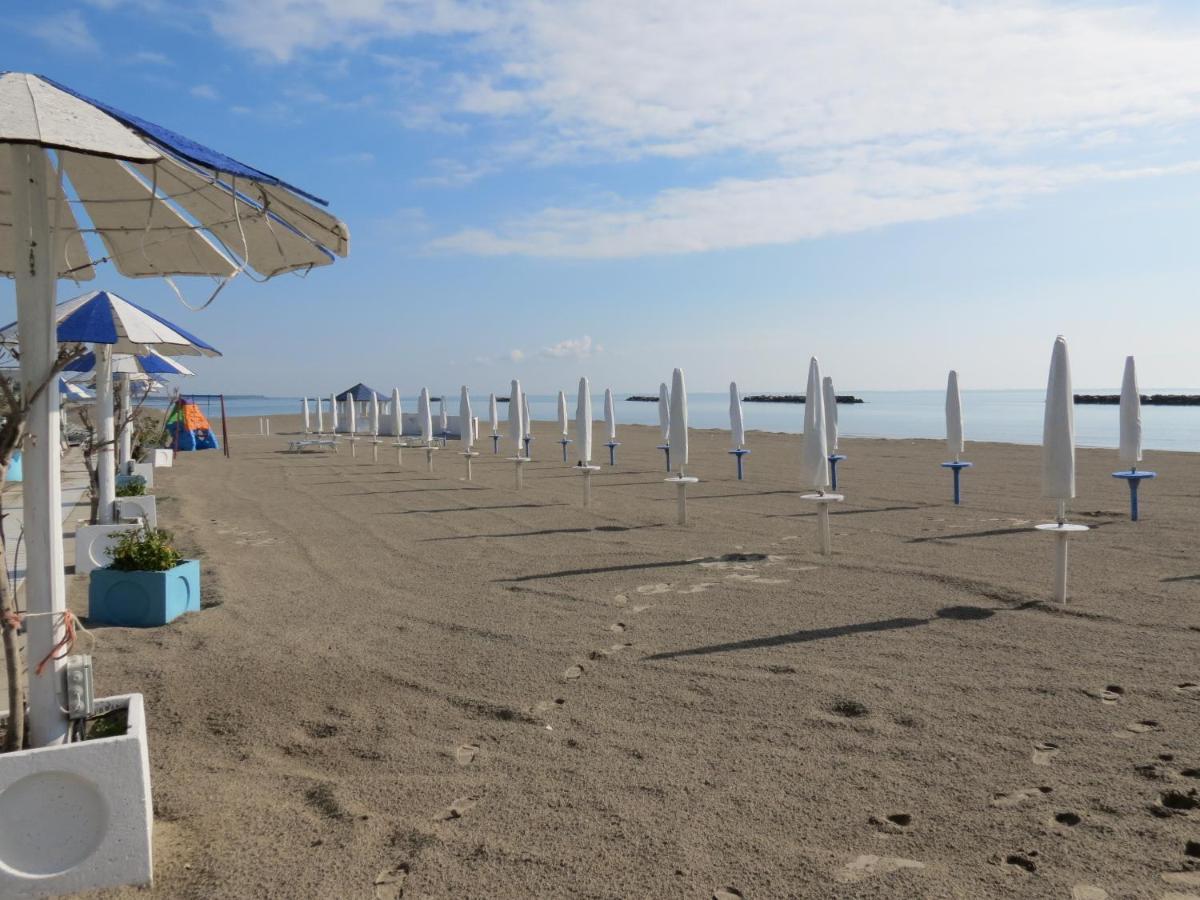 Apartamento Faro 23 Lido delle Nazioni Exterior foto