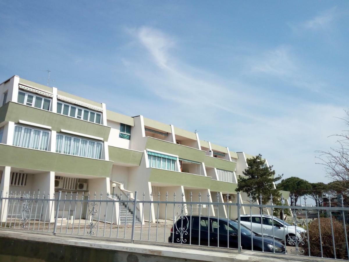 Apartamento Faro 23 Lido delle Nazioni Exterior foto